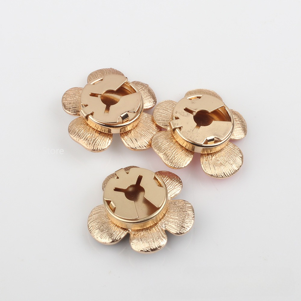 1pc Pearl Camellia Button Cove - Women Formal Wear With Tie บทวิจารณ์และราคา