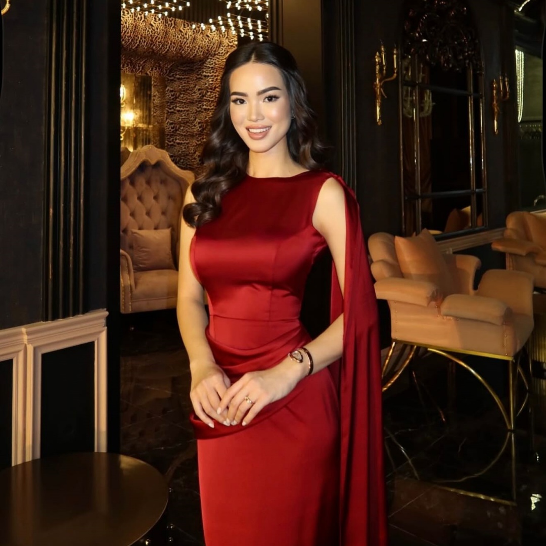 Bella Customized Red Satin One - Women Formal Wear For Graduation บทวิจารณ์และราคา