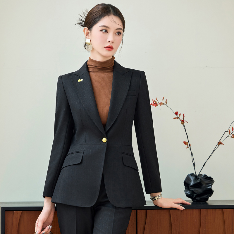 Red Suit Set for Women, Autumn - Women Formal Wear Shirt And Pant บทวิจารณ์และราคา