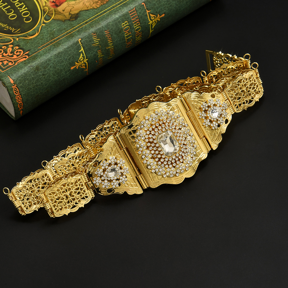 2pcs Classic Filigree Rhinesto - Women Formal Wear Ethnic บทวิจารณ์และราคา