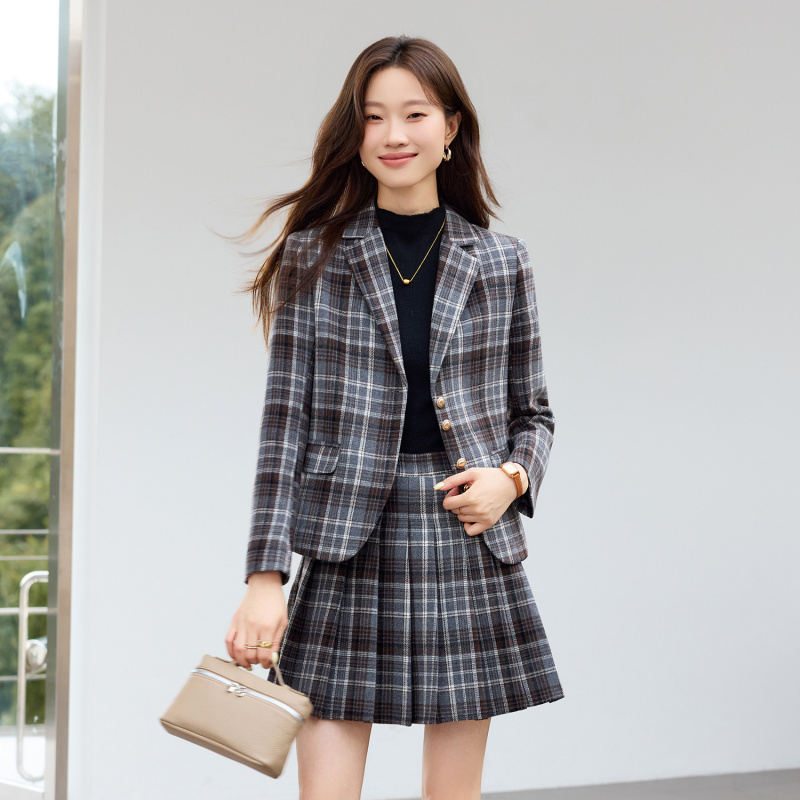Light Brown Plaid Suit New Sty - Women Formal Wear Shirt And Pant บทวิจารณ์และราคา