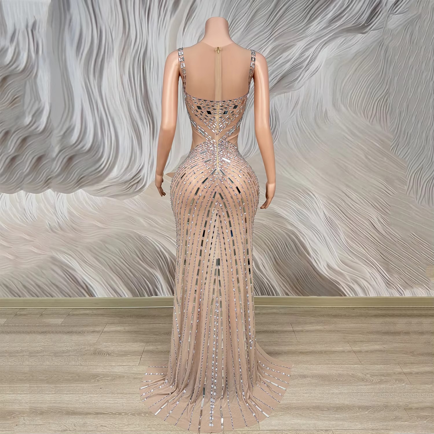 Sparkly Crystals Formal Long D - Women Formal Wear For Graduation บทวิจารณ์และราคา