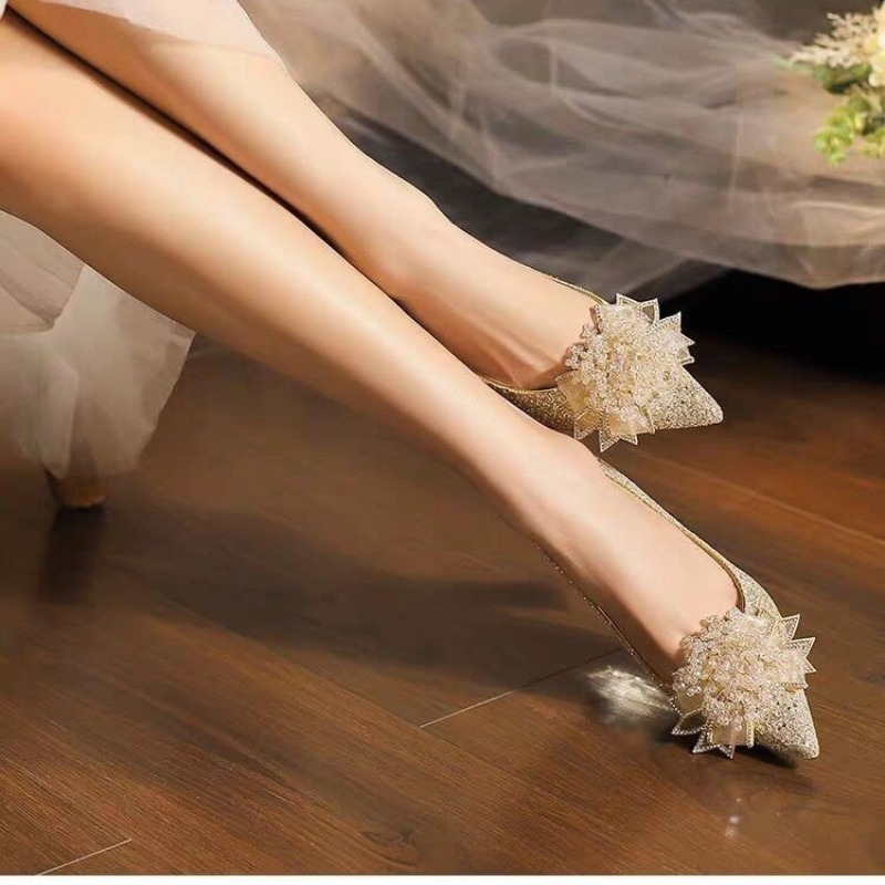 Rhinestone Flower Block Heel S - Pump Heel Block บทวิจารณ์และราคา